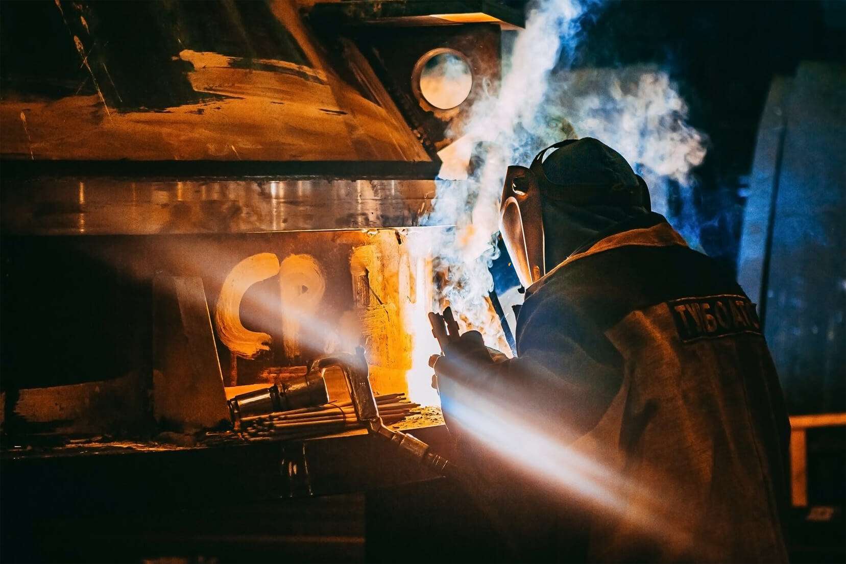 Work abroad for Filipino welders